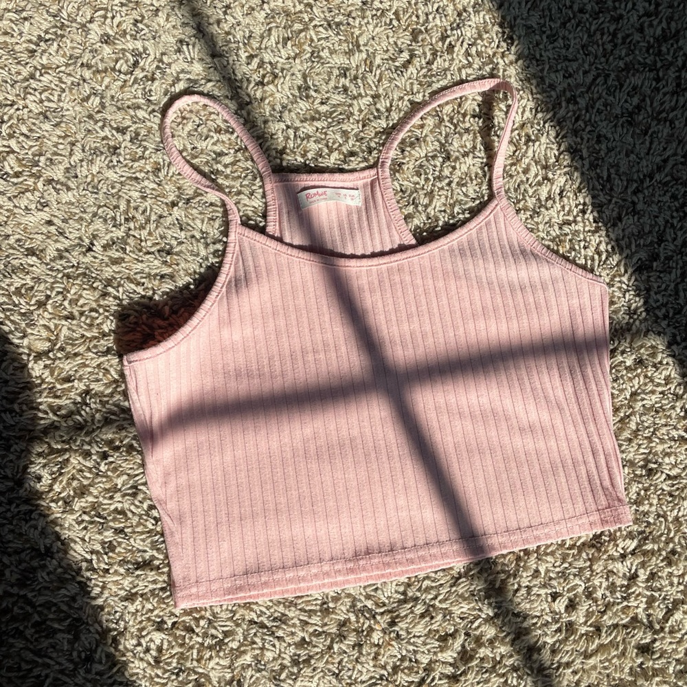 pink crop top